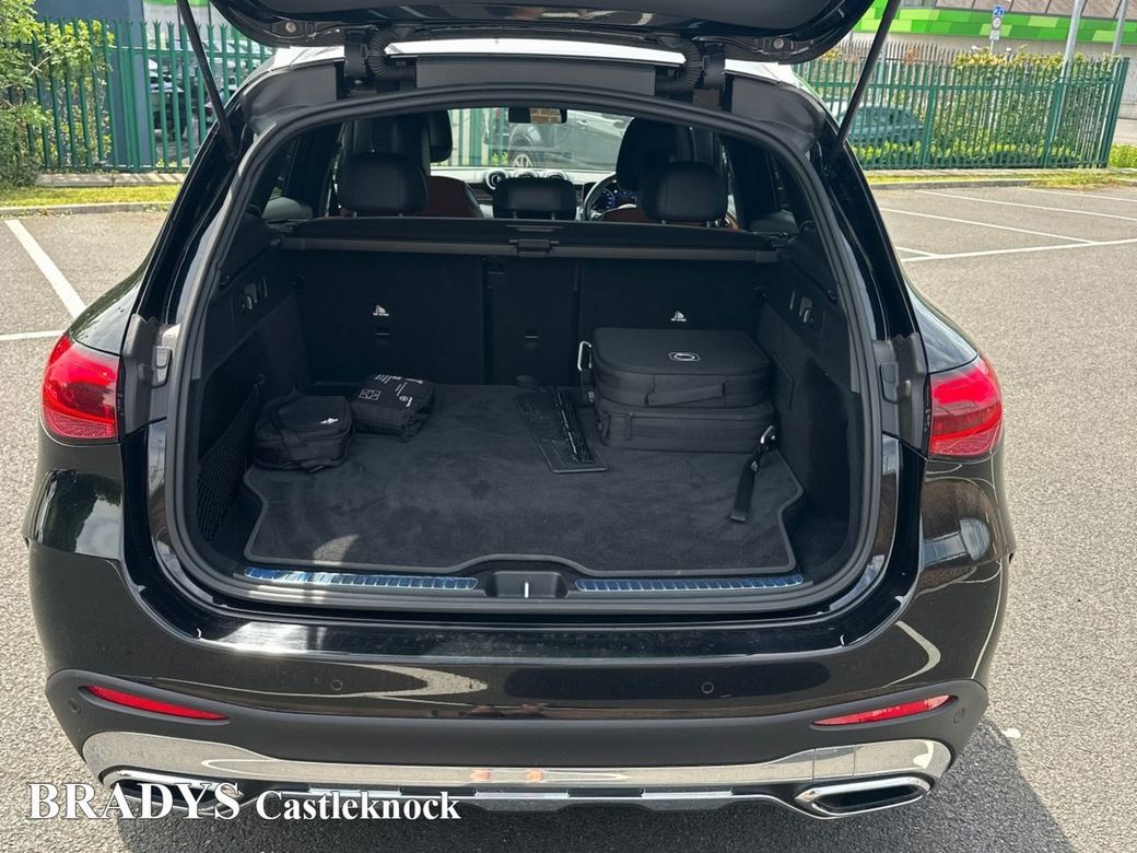 2023 Mercedes-Benz GLC Class