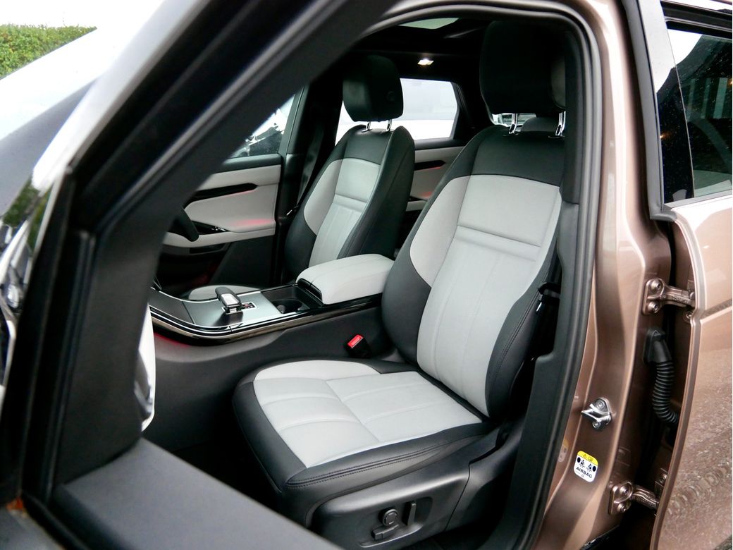 2025 Land Rover Range Rover Evoque