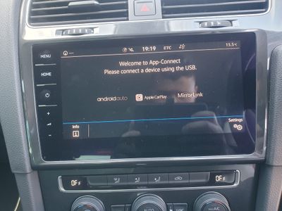 2019 Volkswagen Golf