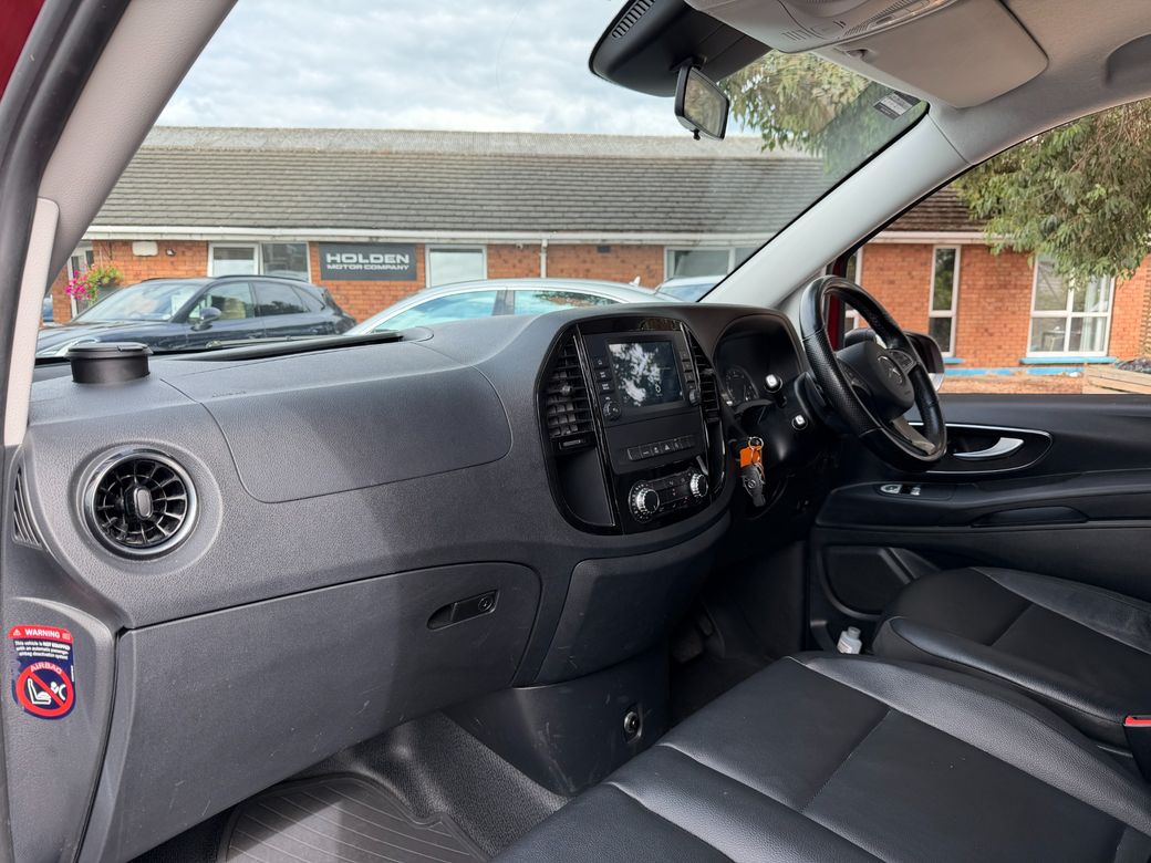 2022 Mercedes-Benz Vito