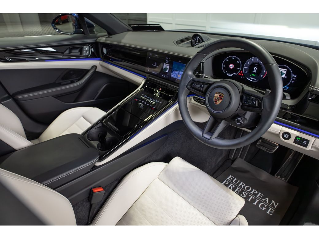 2025 Porsche Panamera