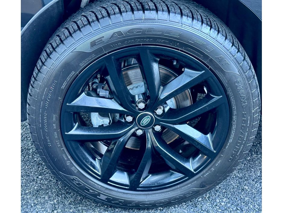 2025 Land Rover Range Rover Velar