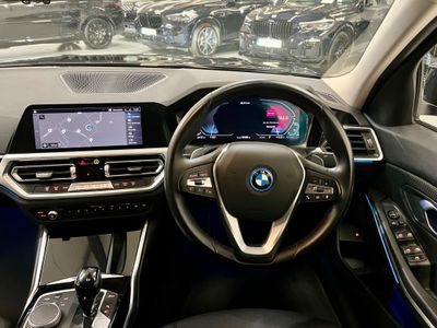 2021 BMW 330