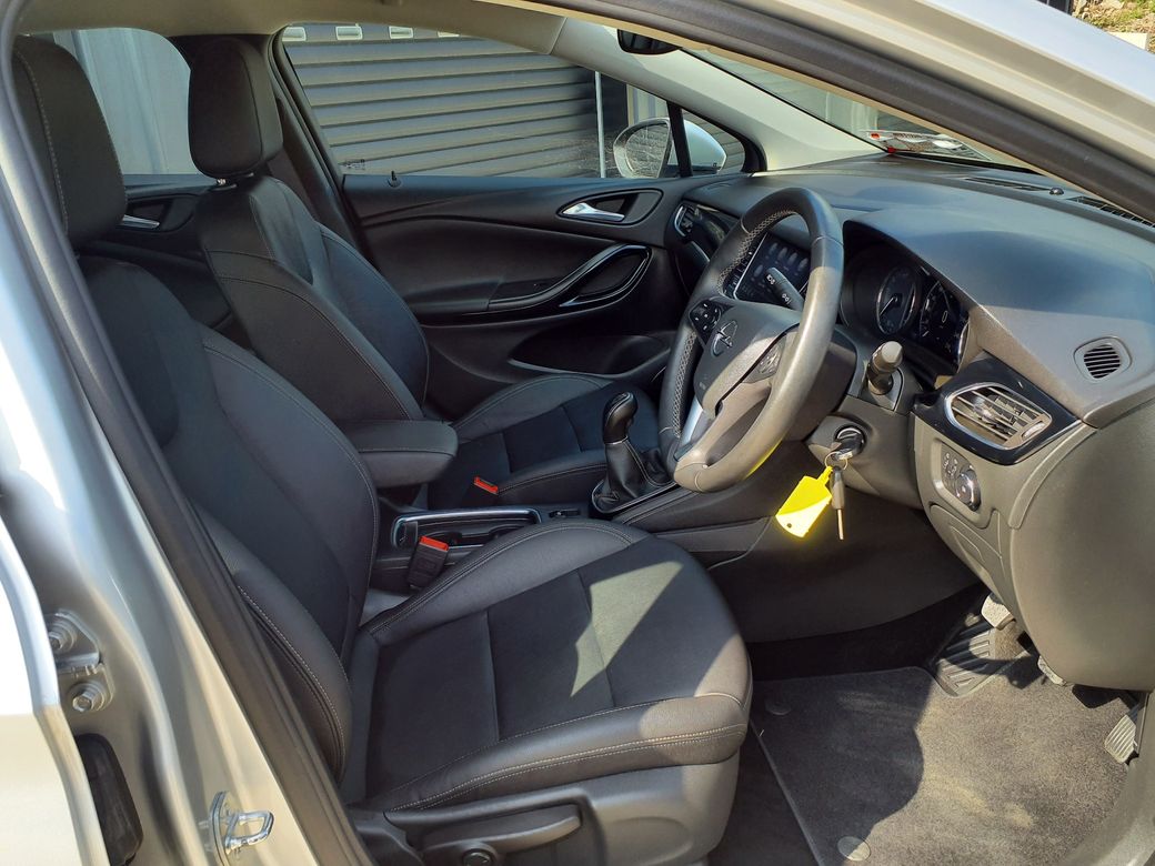 2020 Opel Astra