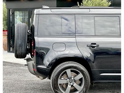 2025 Land Rover Defender