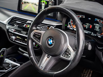 2022 BMW 5 Series