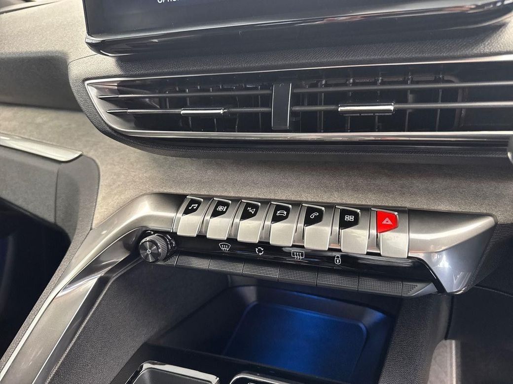 2024 Peugeot 5008
