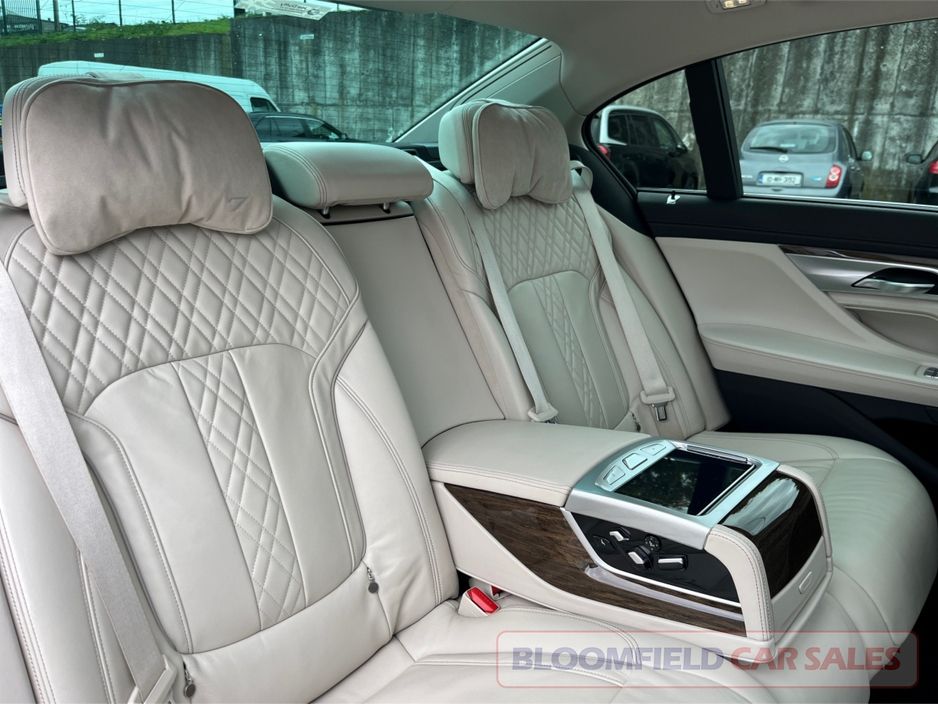2016 BMW 7 Series