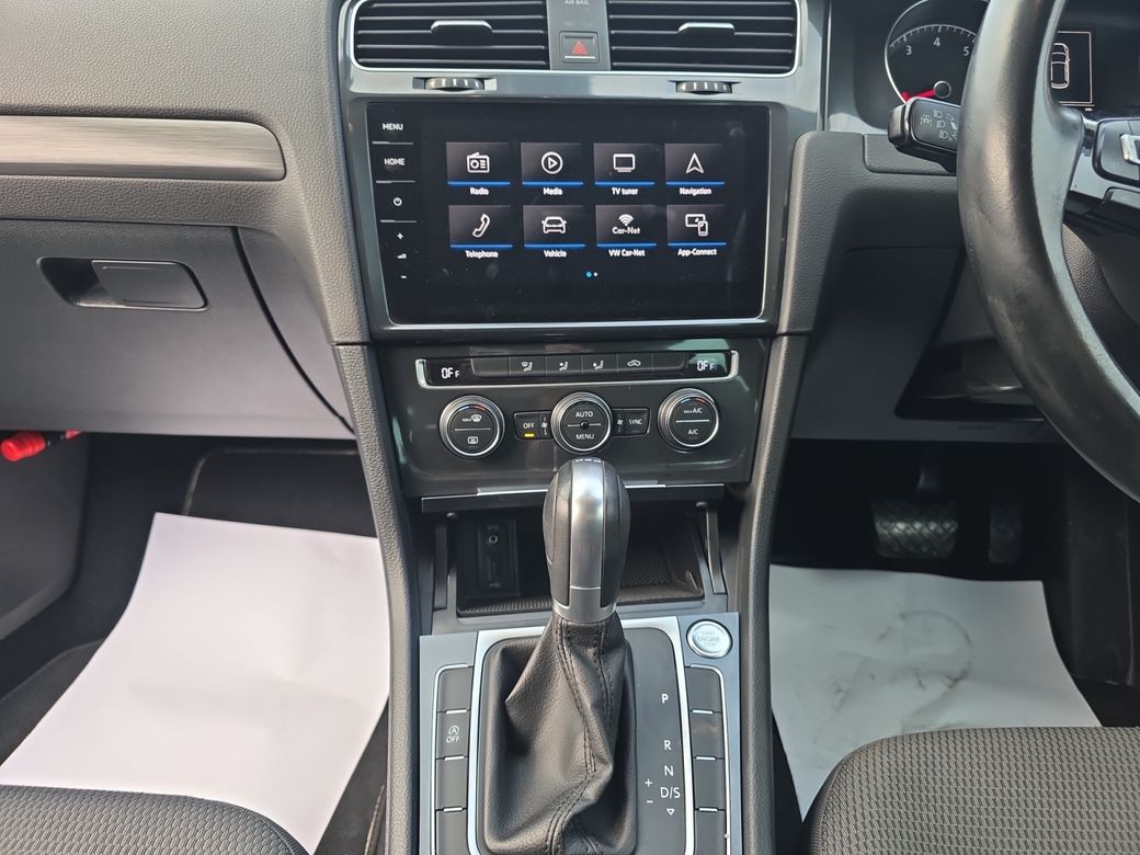 2017 Volkswagen Golf