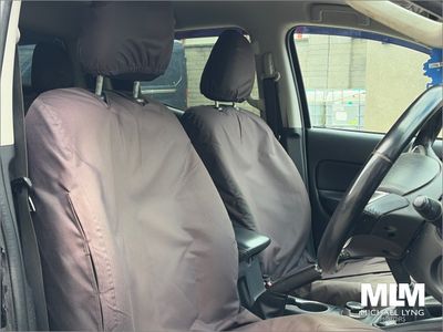 2020 Mitsubishi L200