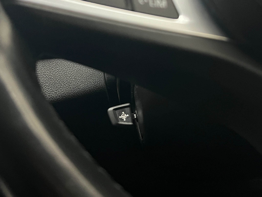 2021 BMW 530