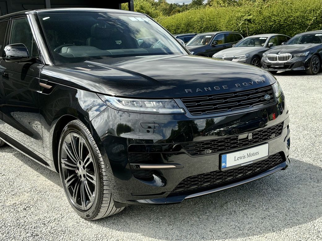 2025 Land Rover Range Rover Sport