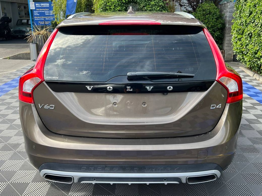 2018 Volvo V60