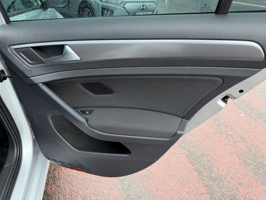 2014 Volkswagen Golf
