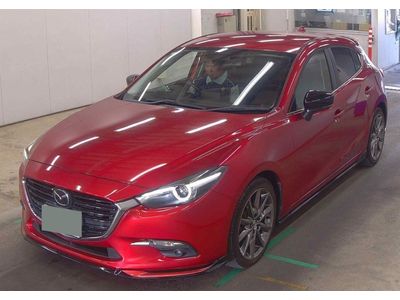 2018 Mazda Axela
