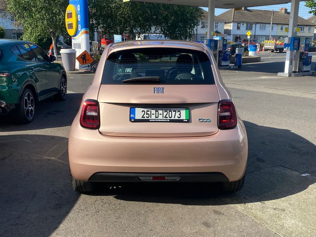2025 Fiat 500