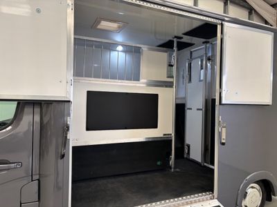 2020 Renault Master