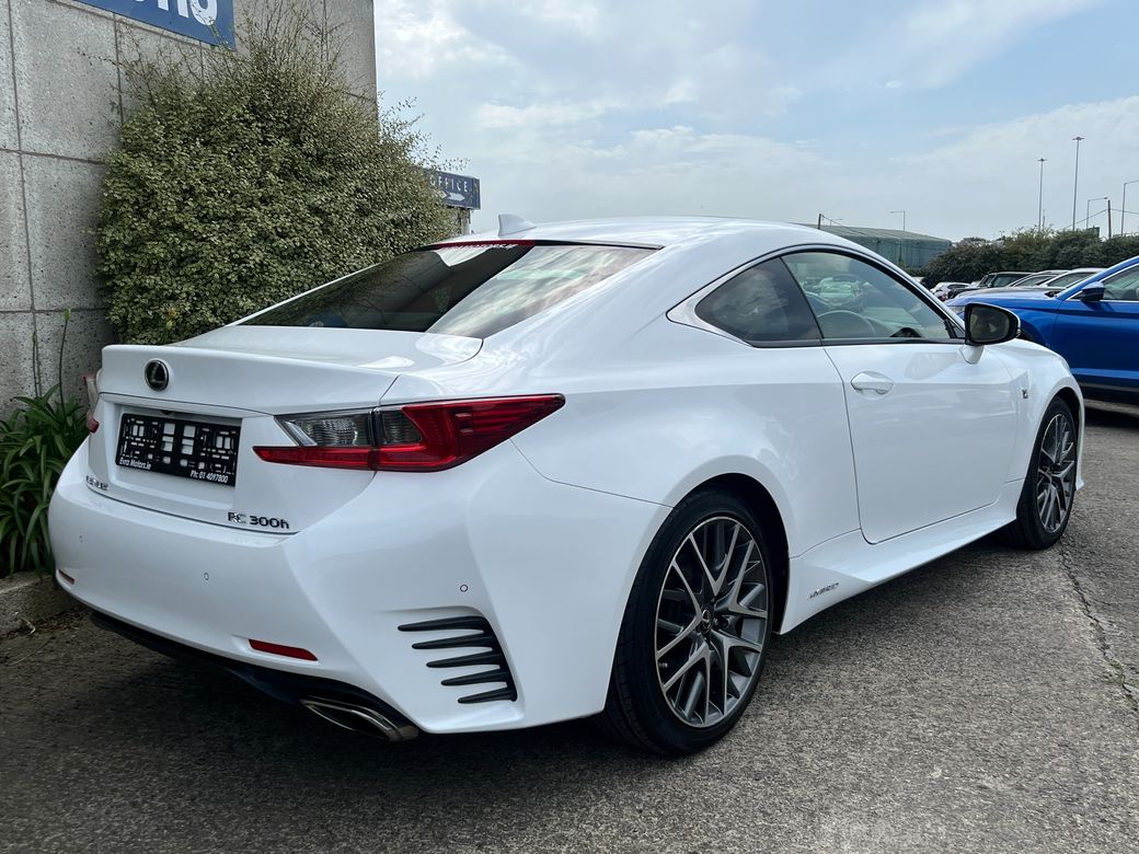 2016 Lexus RC 300h