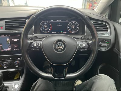 2019 Volkswagen Golf