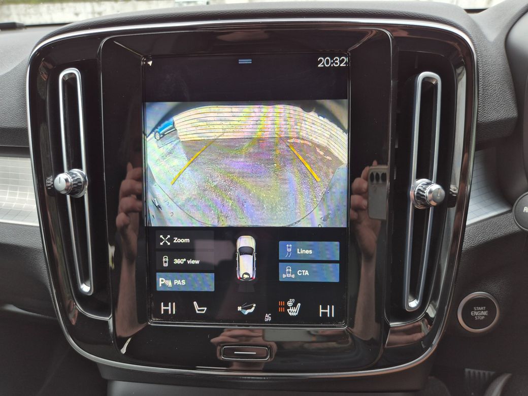 2022 Volvo XC40