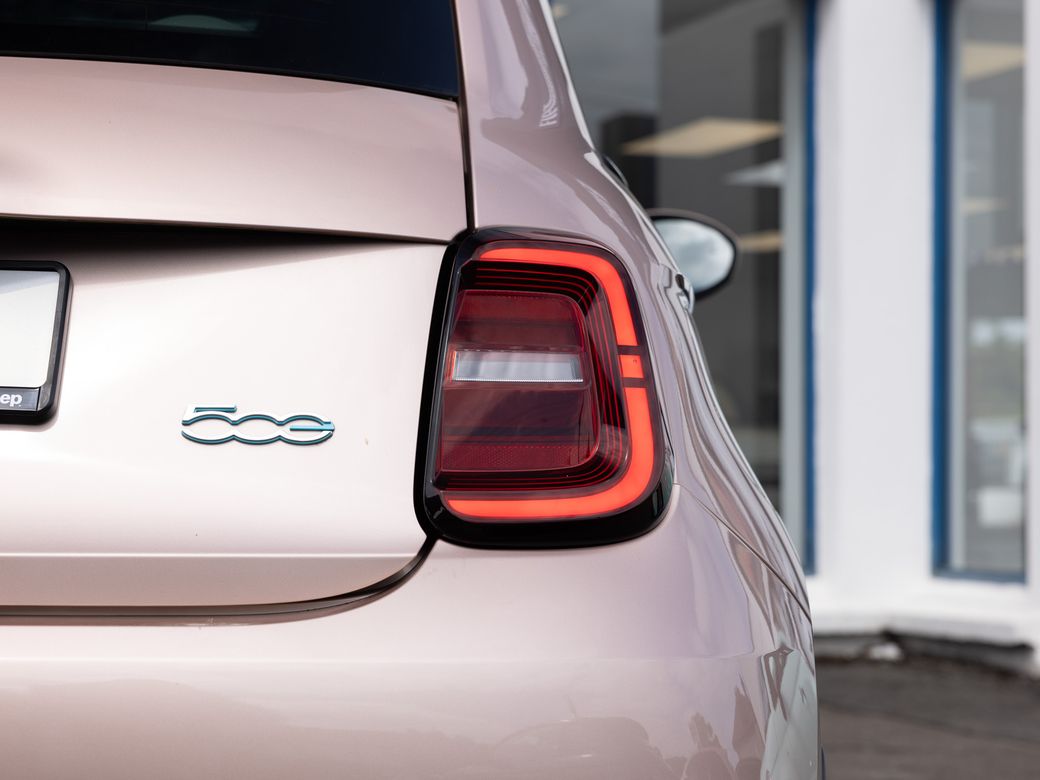2025 Fiat 500
