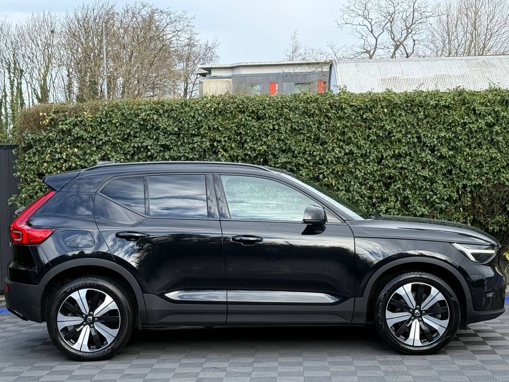 2022 Volvo XC40