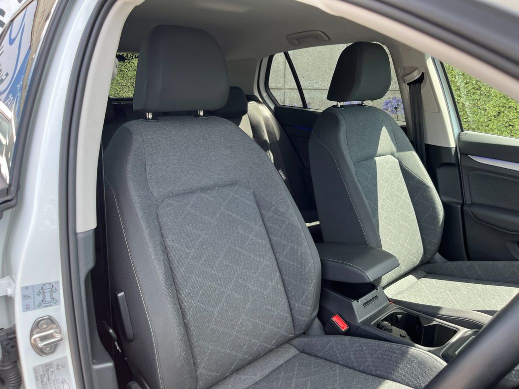 2024 Volkswagen Golf