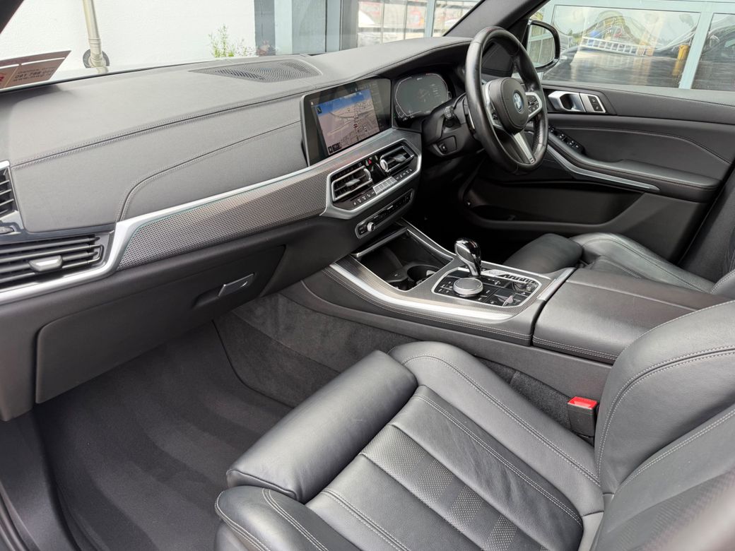 2022 BMW X5