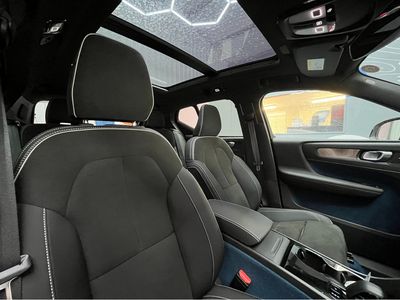 2023 Volvo XC40
