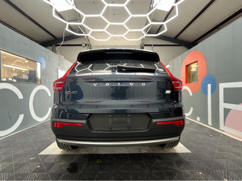 2021 Volvo XC40