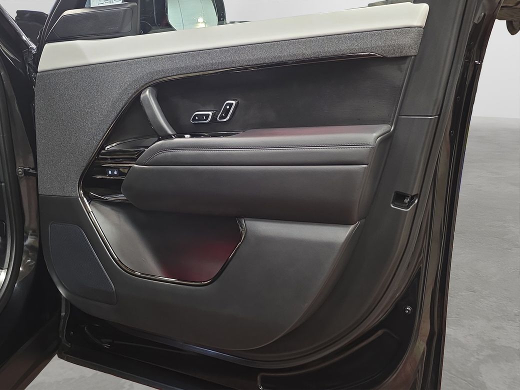 2024 Land Rover Range Rover Sport