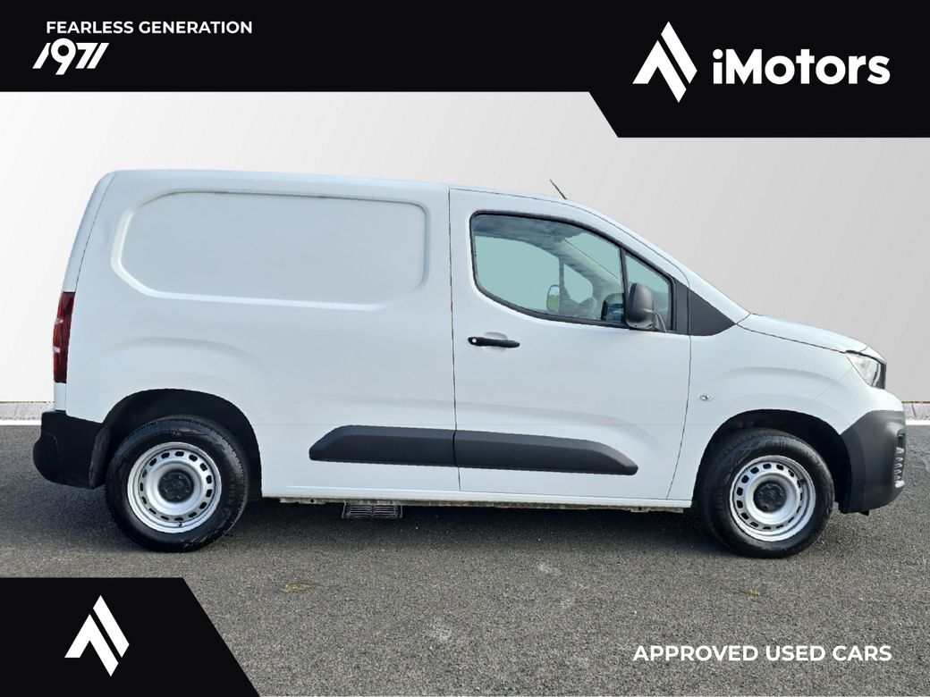 2021 Peugeot Partner
