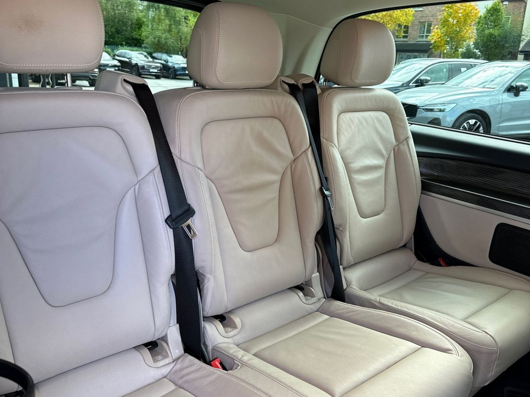 2023 Mercedes-Benz V Class