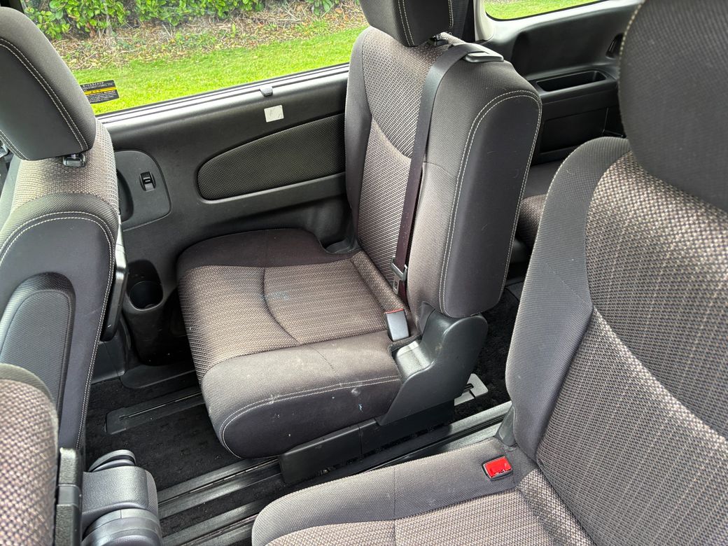 2015 Nissan Serena