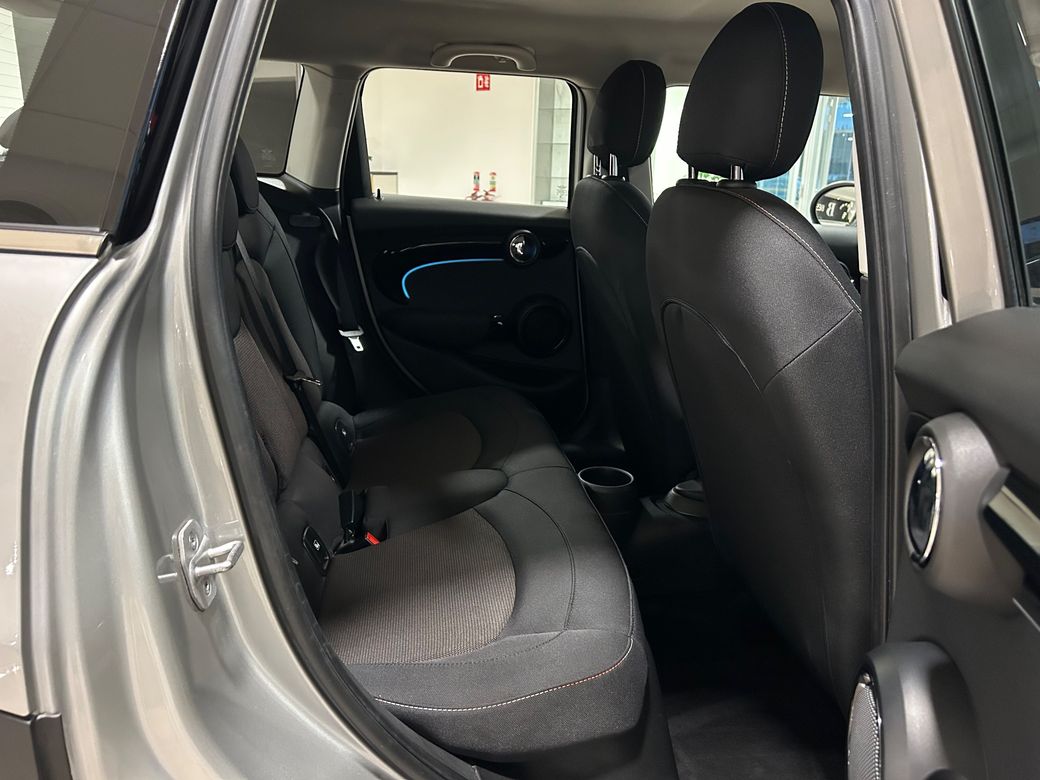 2024 Mini Hatch