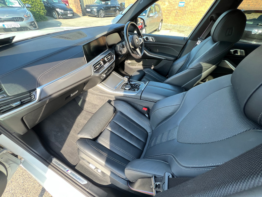 2022 BMW X5