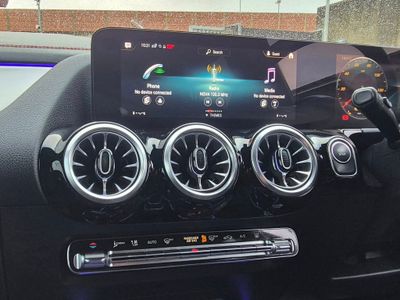 2023 Mercedes-Benz EQA