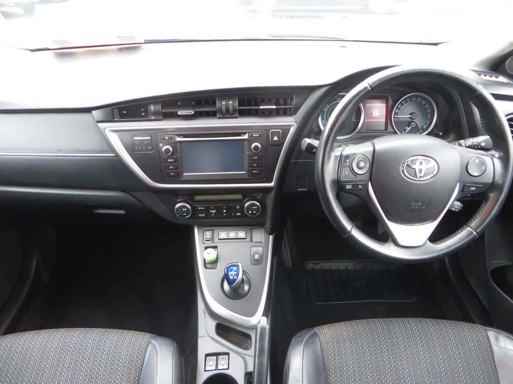 2015 Toyota Auris