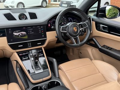 2022 Porsche Cayenne