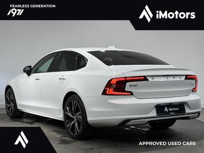 2022 Volvo S90