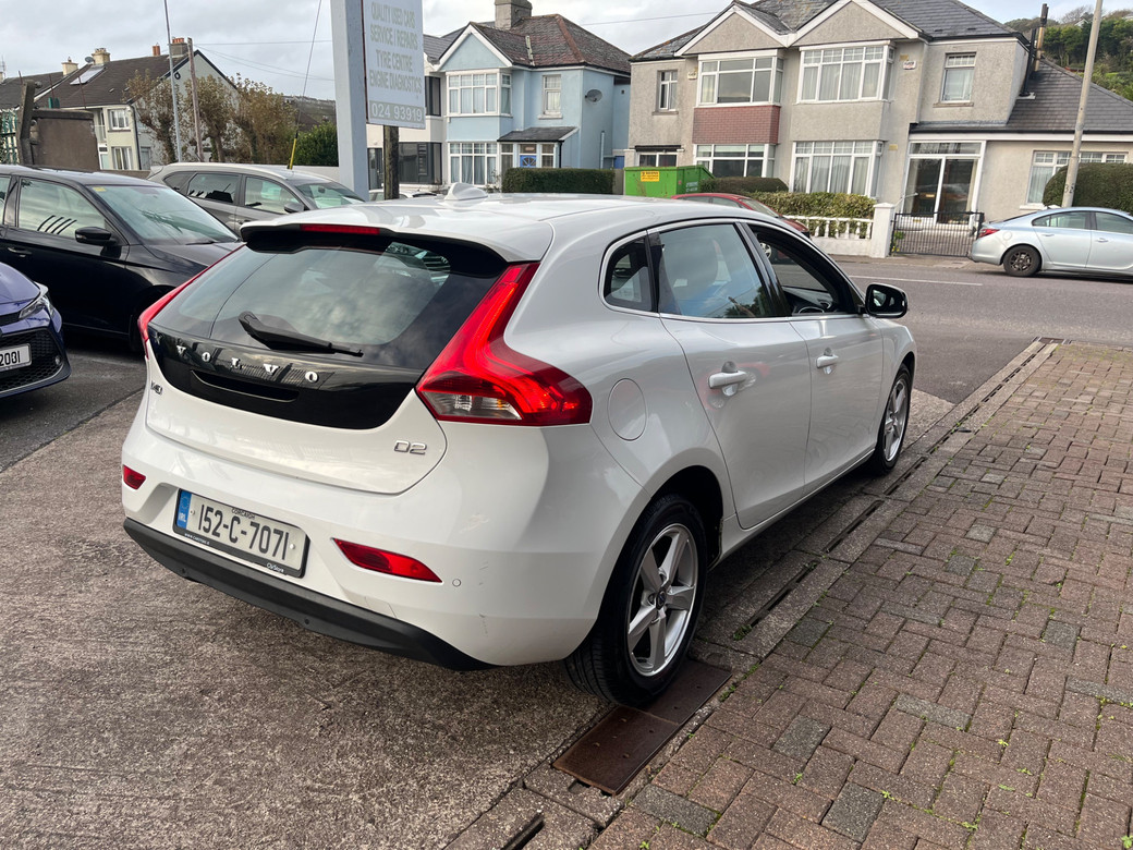 2015 Volvo V40