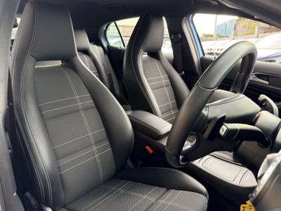 2016 Mercedes-Benz GLA 180