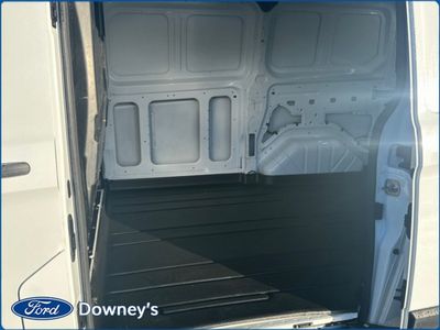 2023 Ford Transit Custom