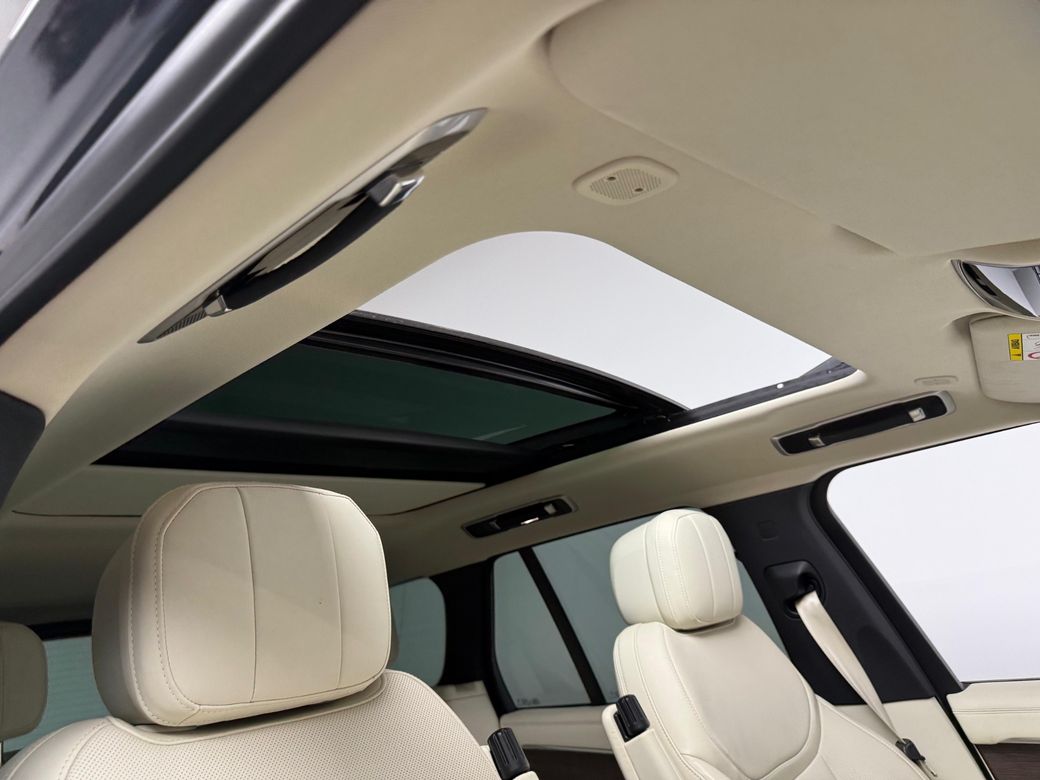 2025 Land Rover Range Rover Sport