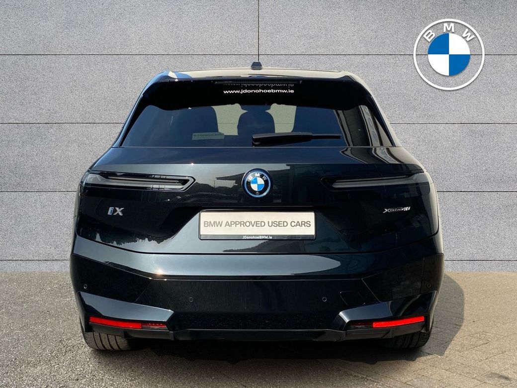 2024 BMW iX