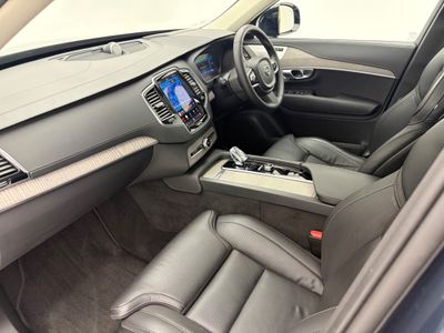 2023 Volvo XC90