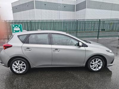 2017 Toyota Auris