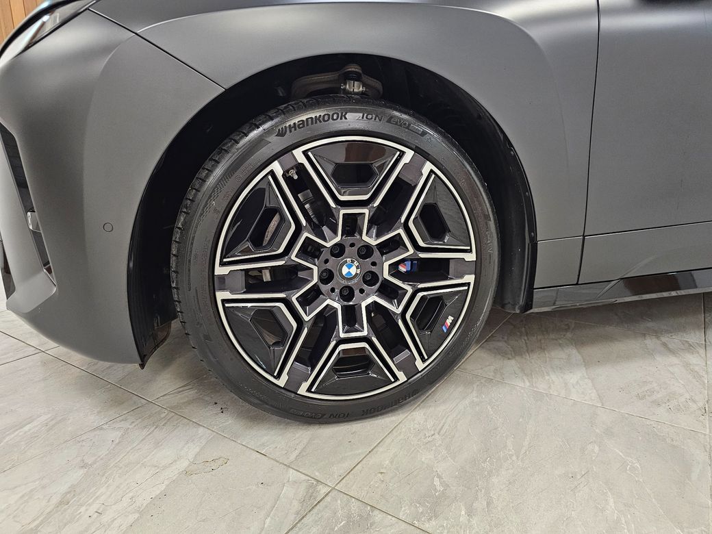 2026 BMW iX