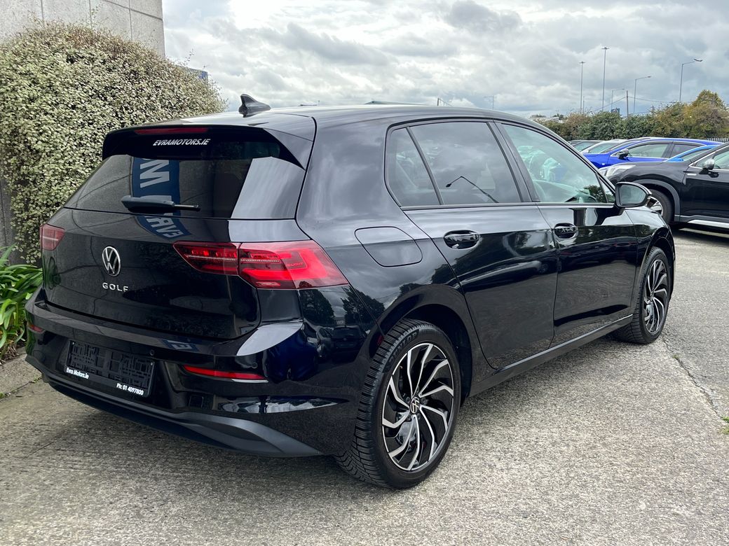 2024 Volkswagen Golf