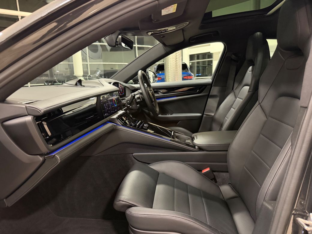 2025 Porsche Panamera